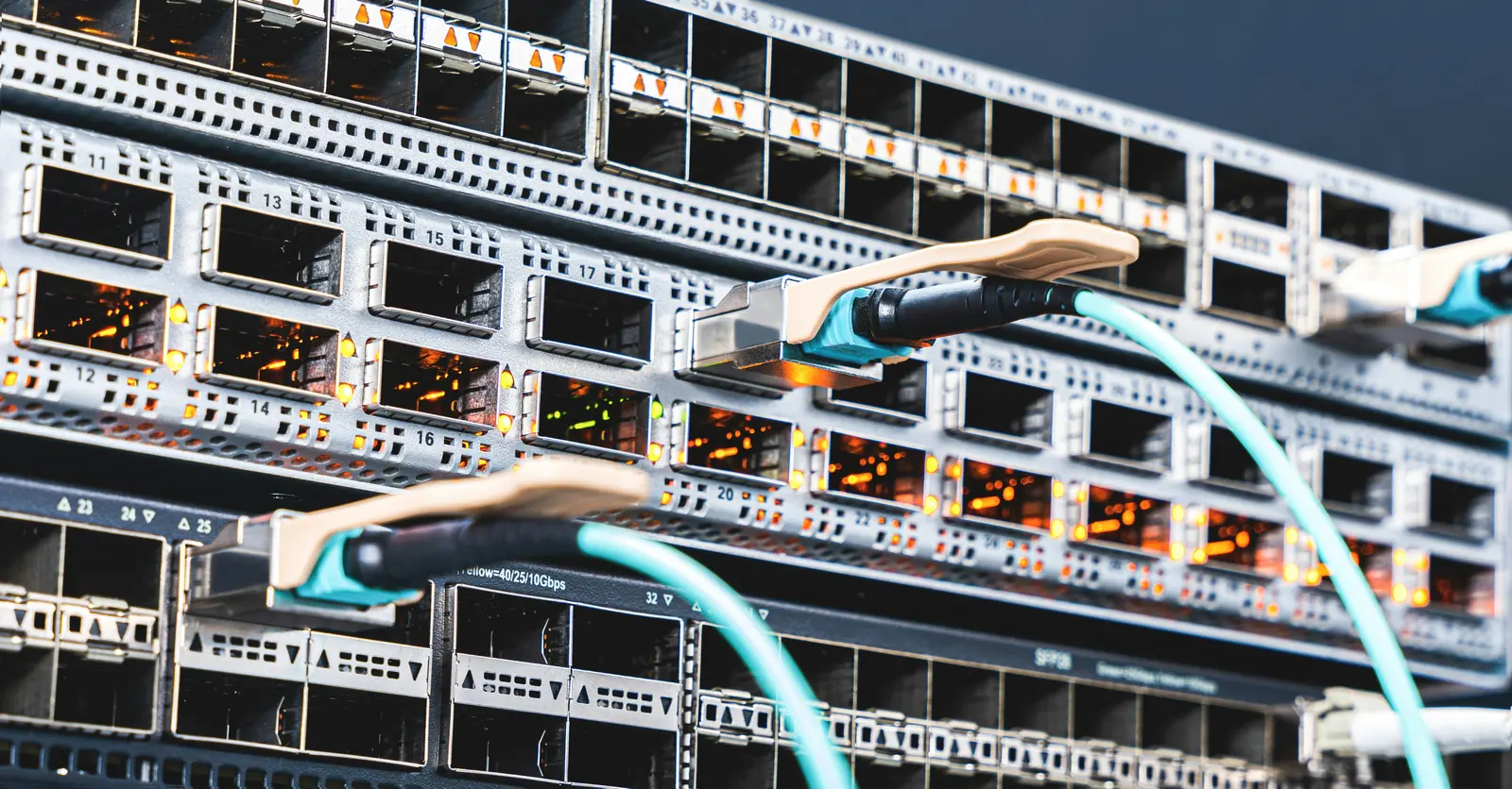Salle Datacenter et baies informatiques